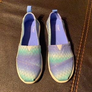 Toms Mermaid print, size Youth 2.5